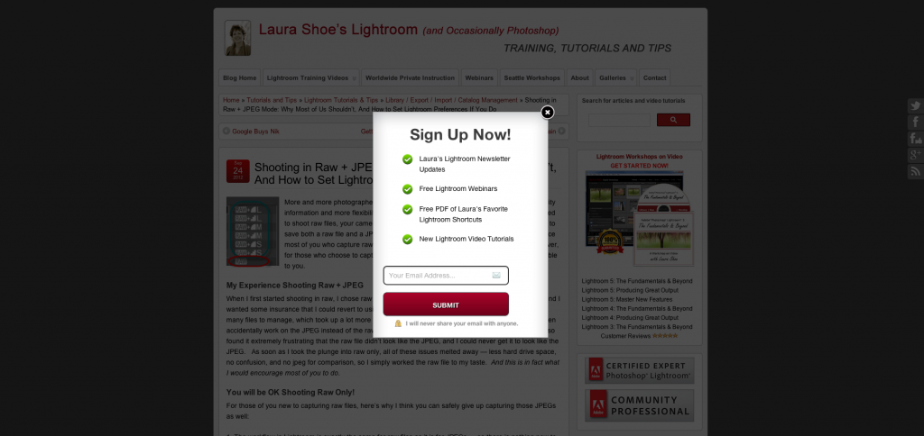 Full screen popup advert